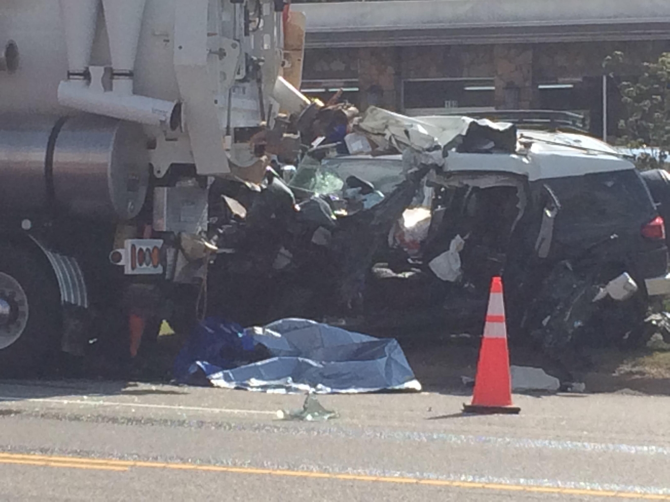 Man who desperately tried to save woman from deadly crash describes