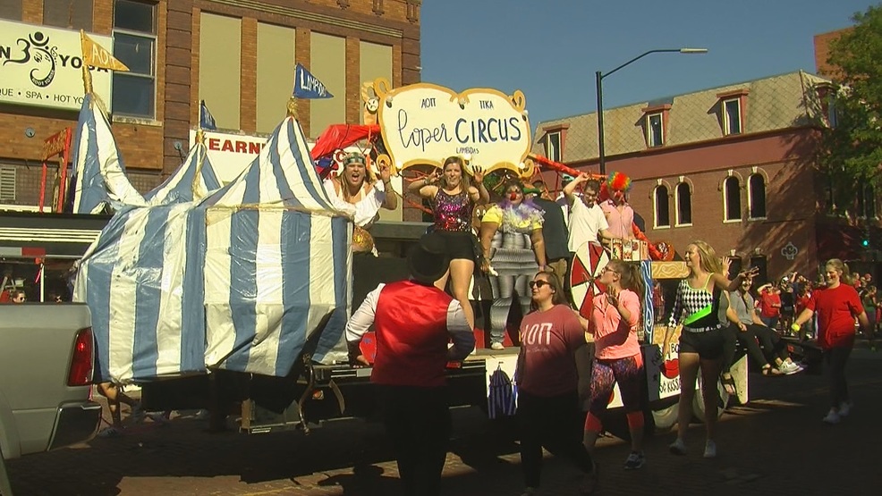 unk"s homecoming parade rolls through downtown kearney