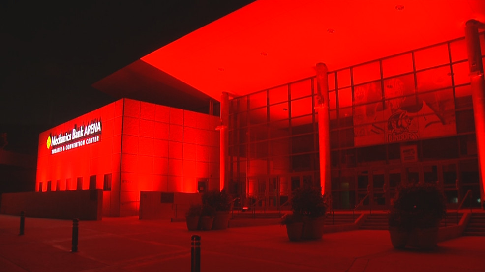 Mechanics Bank Arena goes red as employees call for congress to pass