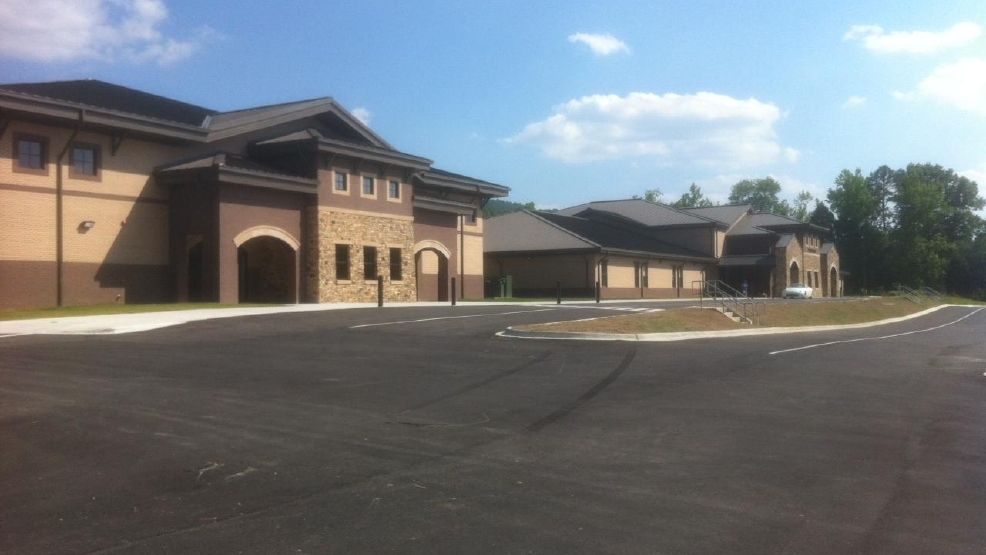 Update Blount Co. school lifts lockdown; possible gunman arrested WBMA