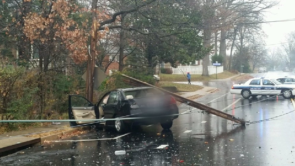 Delays caused by power lines falling on car in Arlington County WJLA