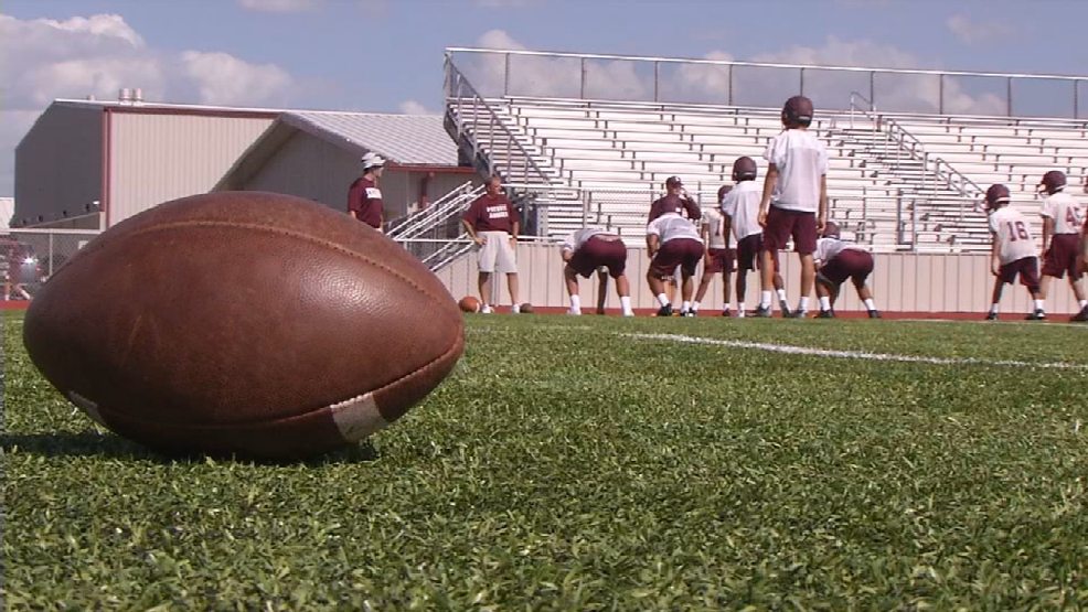Poteet High School football team using new cooling system during