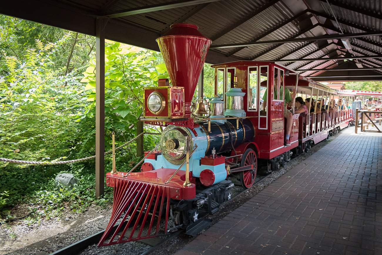 it-s-not-summer-without-a-trip-to-the-cincinnati-zoo-and-botanical