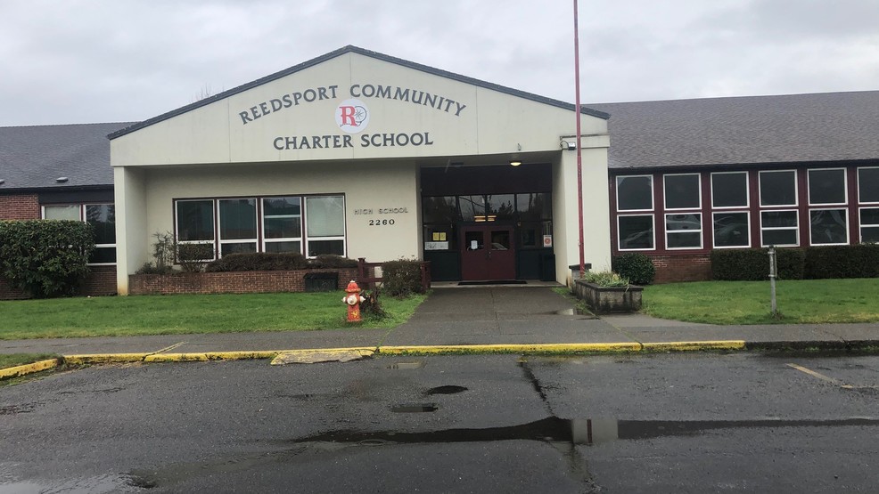 School in Reedsport goes into lock down after juvenile reportedly