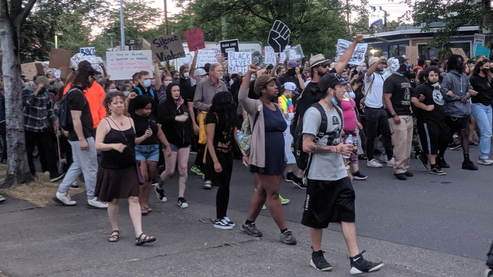 Protesters in Eugene march for 7th straight day KVAL