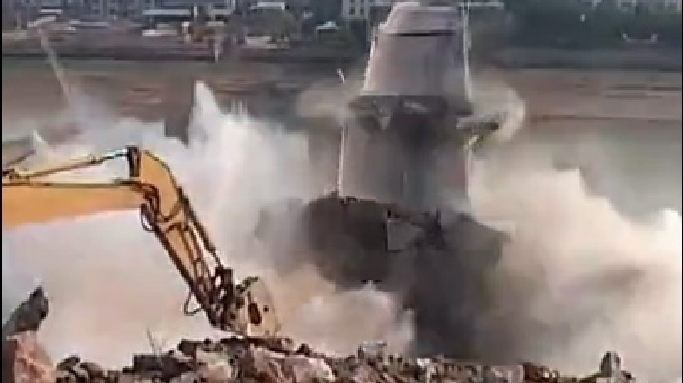 120425_bridge_demolition.jpg
