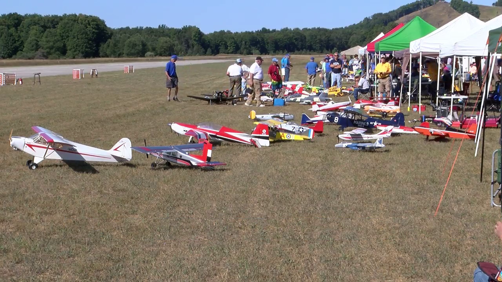 RC planes fill the sky for annual air show WPBN