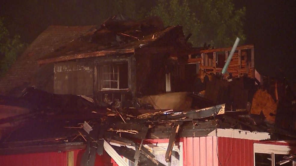 Overnight bar fire in Manitowoc County WLUK