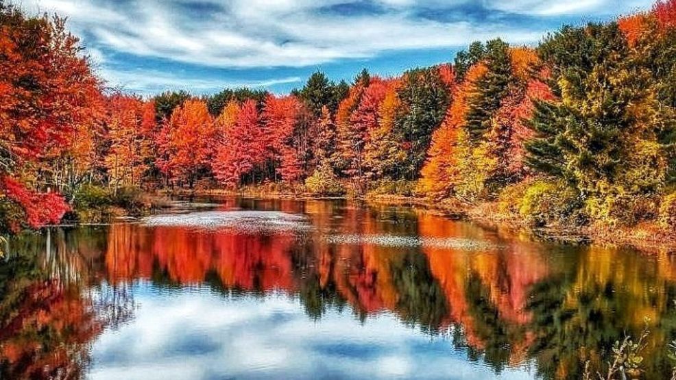 Fall colors peak in Maine | WGME