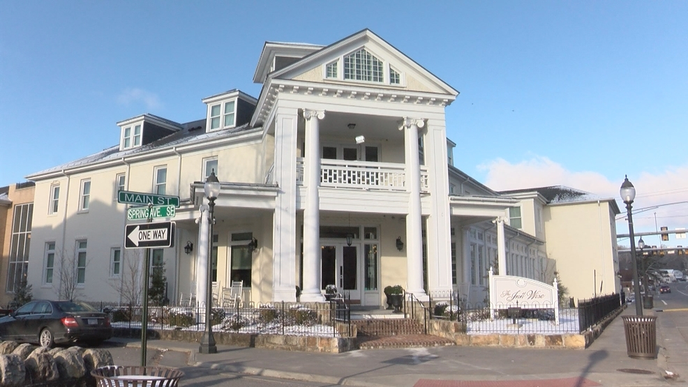 Film crew shooting movie thriller at the Inn at Wise WCYB