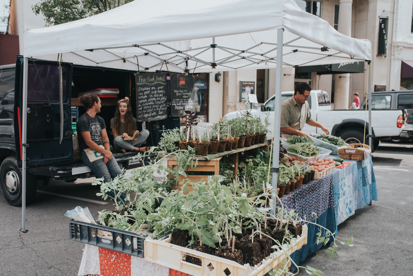 Get A Taste Of The Good Stuff Every Sunday At The Hyde Park Farmers