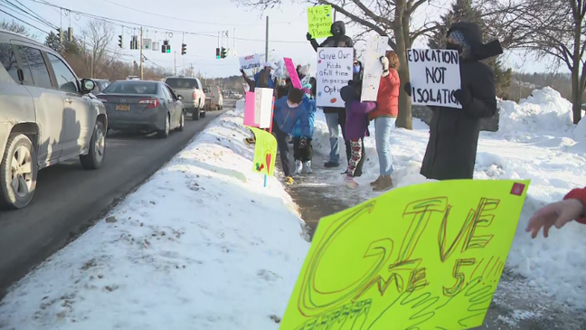 As parents demand more in-person learning, teachers unions raise safety concerns 