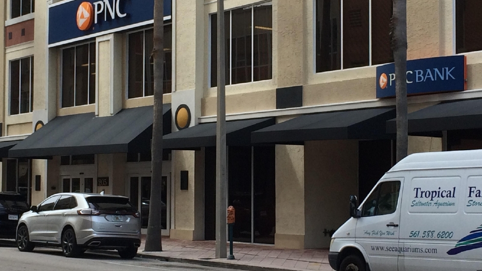 PNC Bank robbed in downtown West Palm Beach | WPEC
