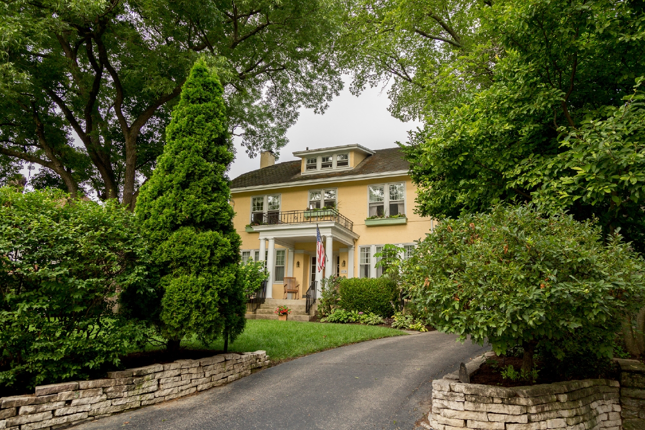Photo Tour The Lovely Homes Of Clifton Cincinnati Refined