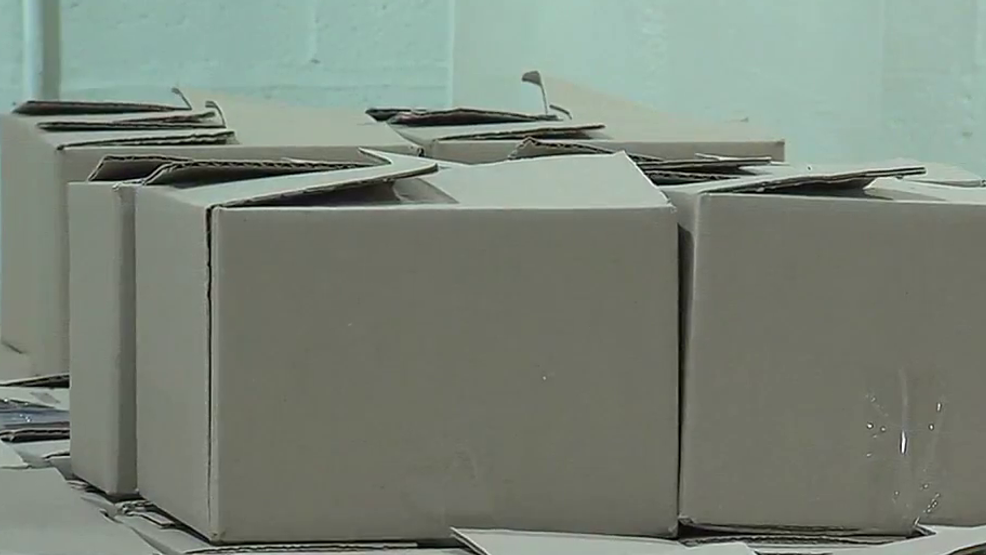 Catholic Harvest Food Pantry prepares boxed Thanksgiving ...